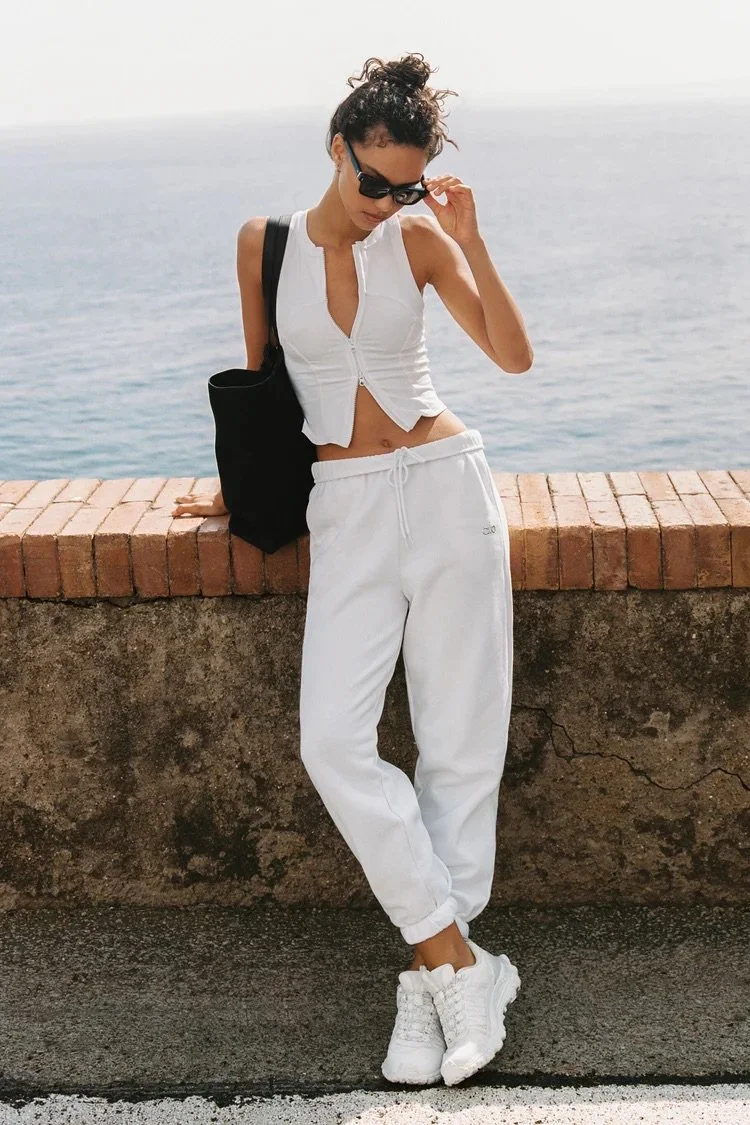 Alo Yoga White Best Sellers Collection - July 2026 — EXTRA MAGIC